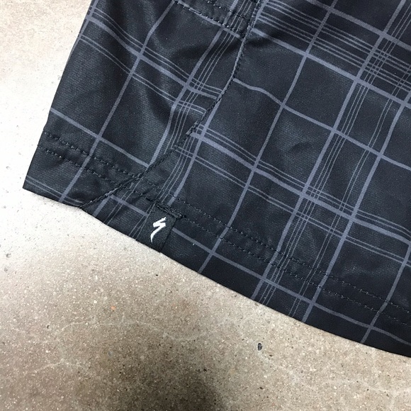 Specialized Mens MTB Cycling Shorts with Lining. Never used. - Picture 2 of 7